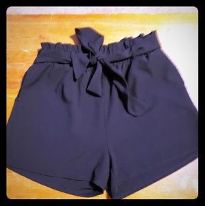 🌻 Anthropologie Entro Linen Shorts